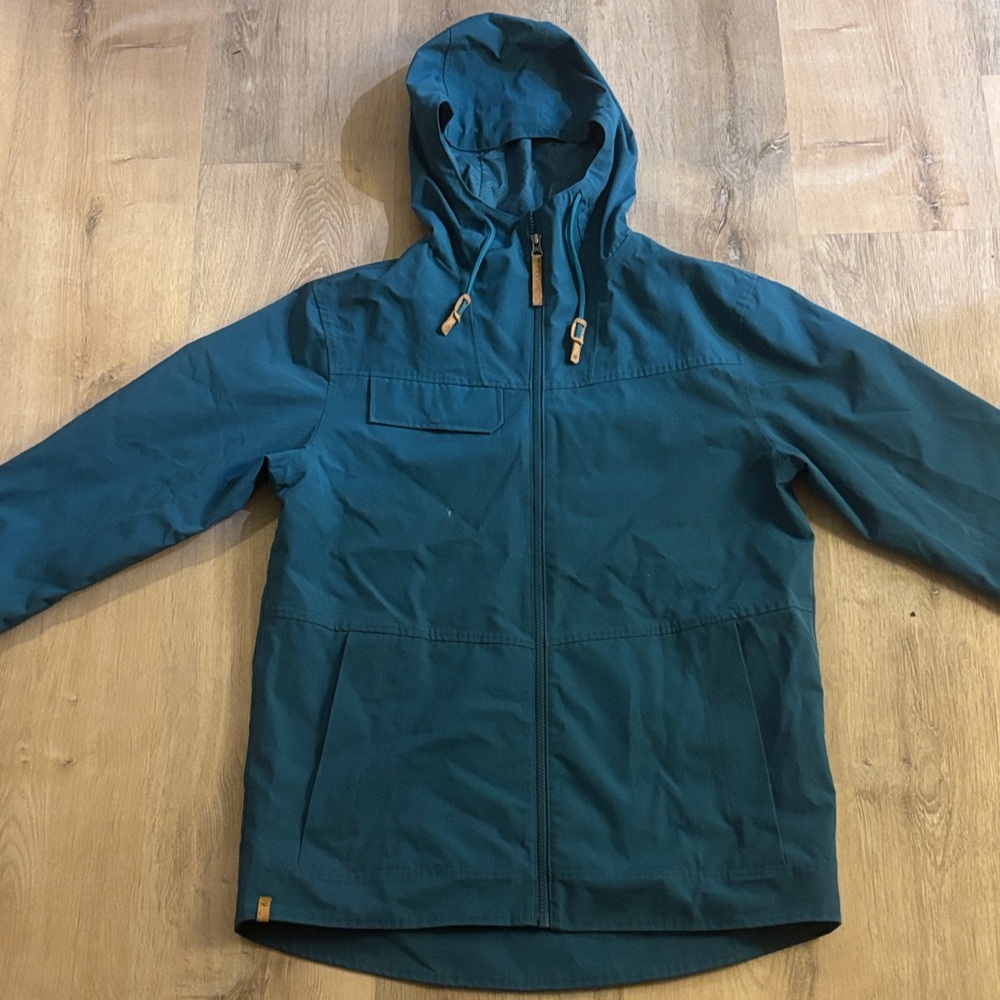 Tentree Sustainable Tech Shell Jacket | Teal with Cork Trim (Stretch)